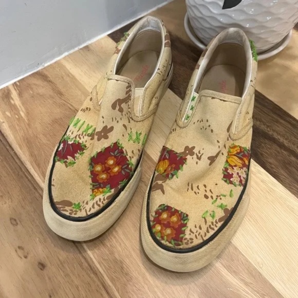 Free people patchwork shabby slip on shoes - Picture 2 of 7